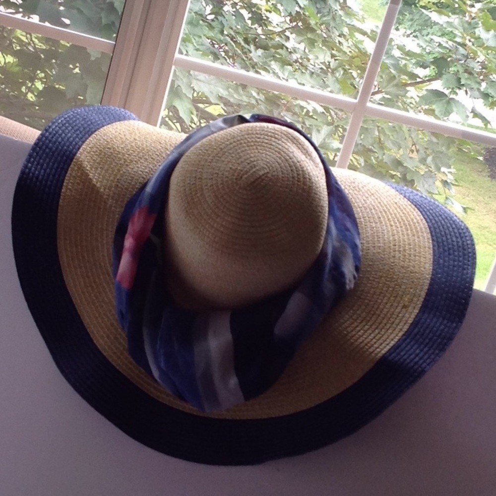 ๐
ฐ๏ธ Anita's Passions - 'ASM' Wide Brim Sun Hat - Picture 5 of 8